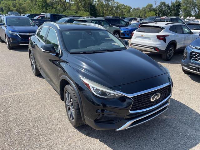 Photo of 2019 Black Obsidian INFINITI QX30