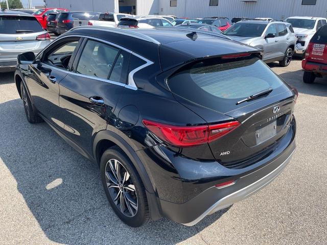 Photo of 2019 Black Obsidian INFINITI QX30
