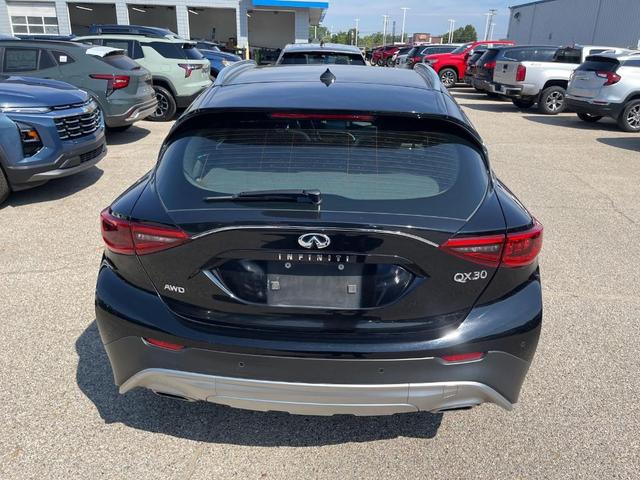 Photo of 2019 Black Obsidian INFINITI QX30