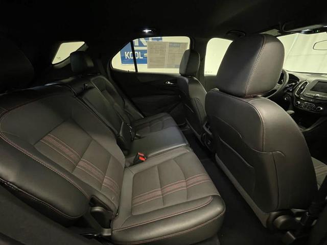 Photo of 2023 Summit White Chevrolet Equinox