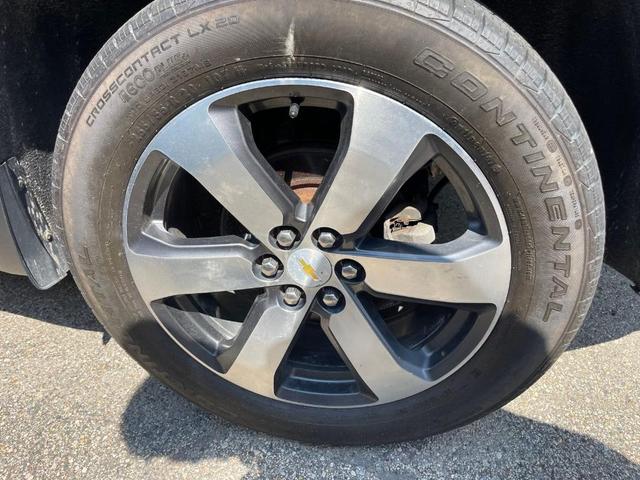 Photo of 2018 Black Currant Metallic Chevrolet Traverse