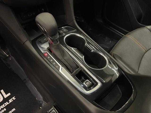 Photo of 2022 Gray Chevrolet Equinox