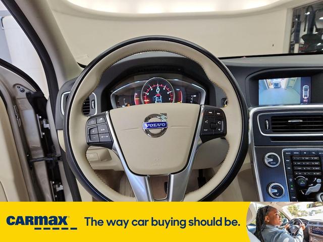 Photo of 2015 Gold Volvo S60