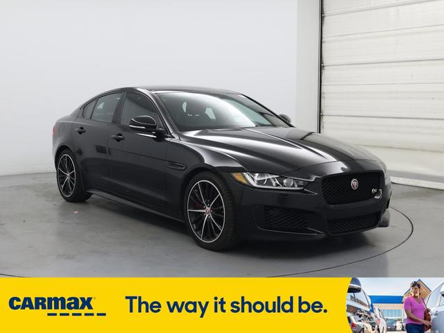 2019 Jaguar XE
