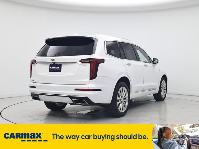 Photo of 2023 White Cadillac XT6