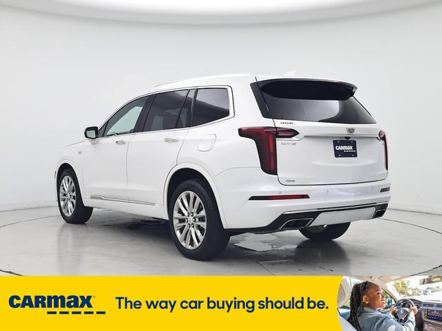 Photo of 2023 White Cadillac XT6