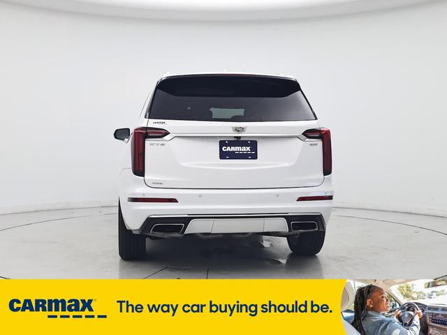 Photo of 2023 White Cadillac XT6