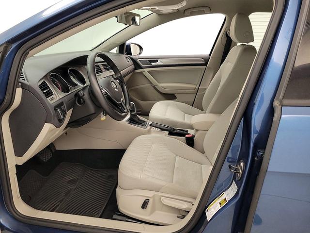 Photo of 2017 Blue Volkswagen Golf