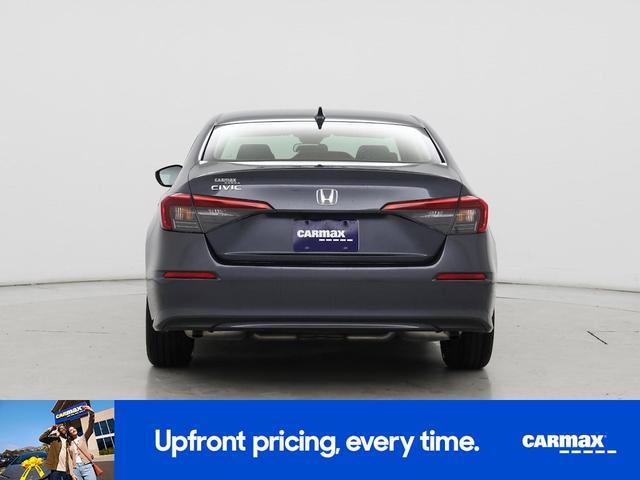 Photo of 2022 Gray Honda Civic