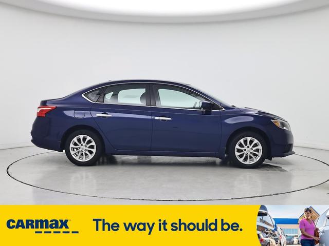 Photo of 2019 Blue Nissan Sentra