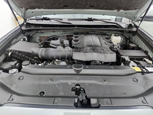 Photo of 2022 Gray Toyota 4Runner