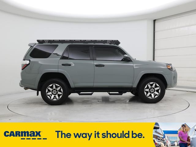 Photo of 2022 Gray Toyota 4Runner