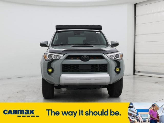 Photo of 2022 Gray Toyota 4Runner