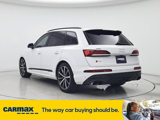 Photo of 2020 White Audi SQ7