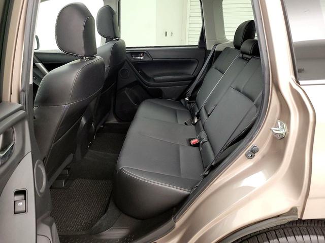 Photo of 2015 Gold Subaru Forester