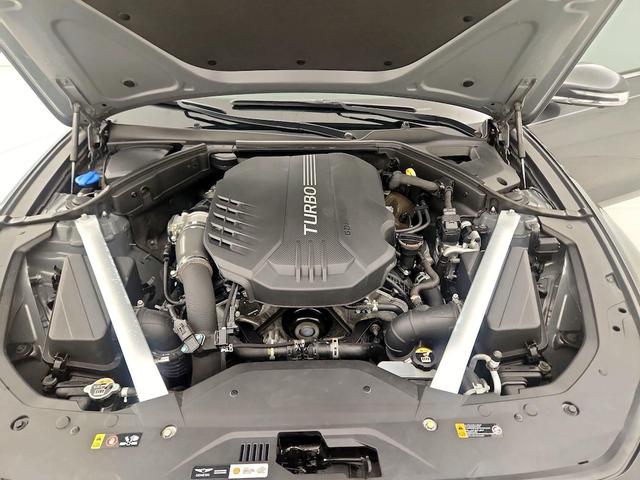 Photo of 2019 Gray Genesis G70