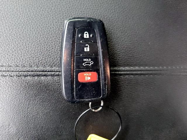 Photo of 2019 Silver Toyota RAV4