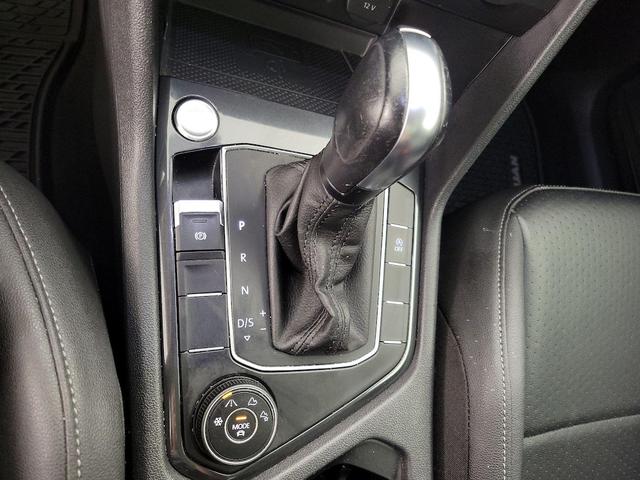 Photo of 2020 Gray Volkswagen Tiguan