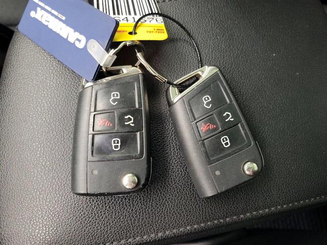 Photo of 2020 Gray Volkswagen Tiguan