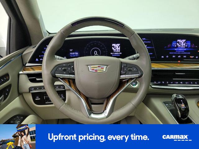 Photo of 2024 White Cadillac Escalade