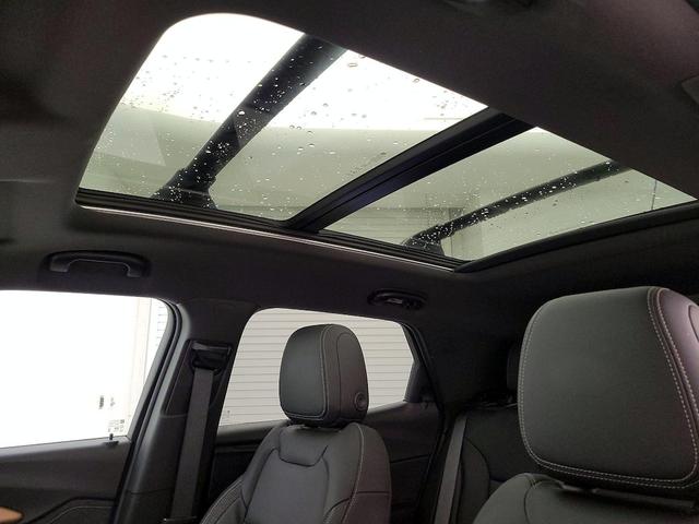 Photo of 2023 White Chevrolet Trailblazer
