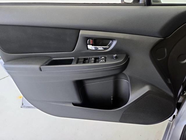 Photo of 2014 Gray Subaru Impreza