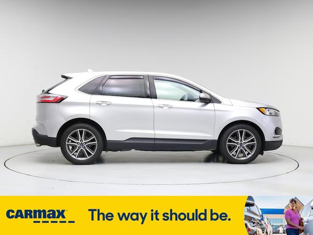 Photo of 2019 Silver Ford Edge
