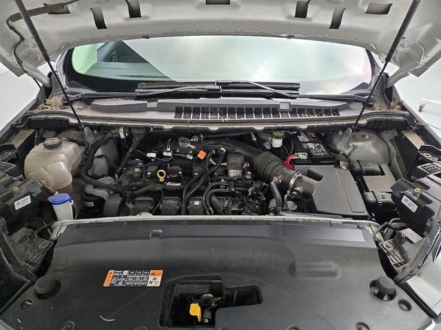 Photo of 2019 Silver Ford Edge