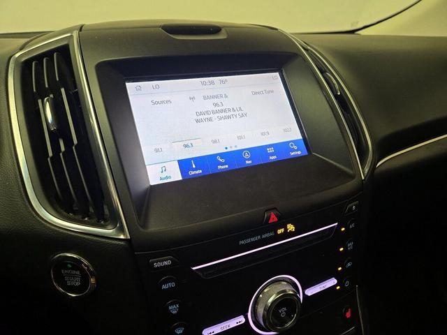 Photo of 2019 Silver Ford Edge