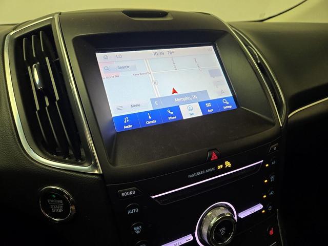 Photo of 2019 Silver Ford Edge