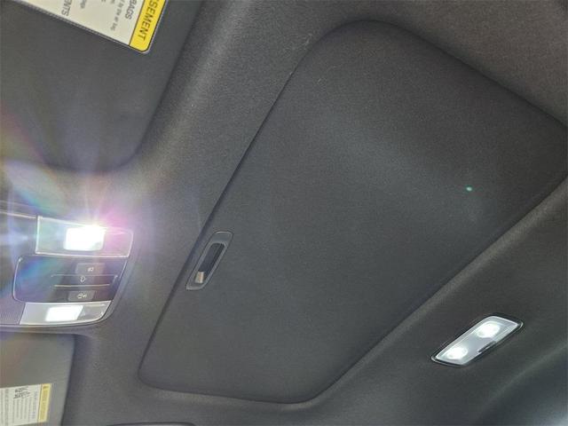 Photo of 2024 Snow White Pearl Kia Forte