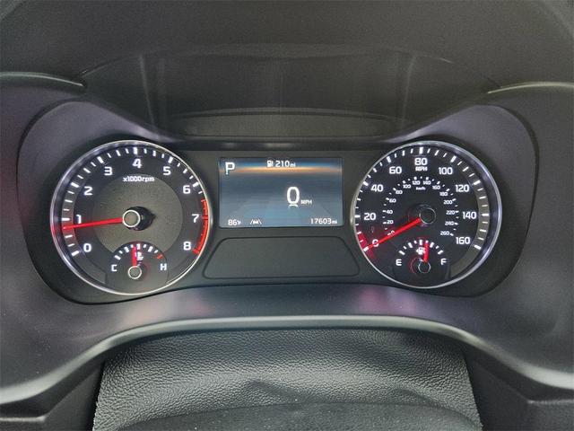 Photo of 2024 Snow White Pearl Kia Forte