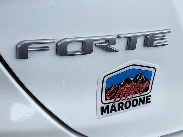 Photo of 2024 Snow White Pearl Kia Forte
