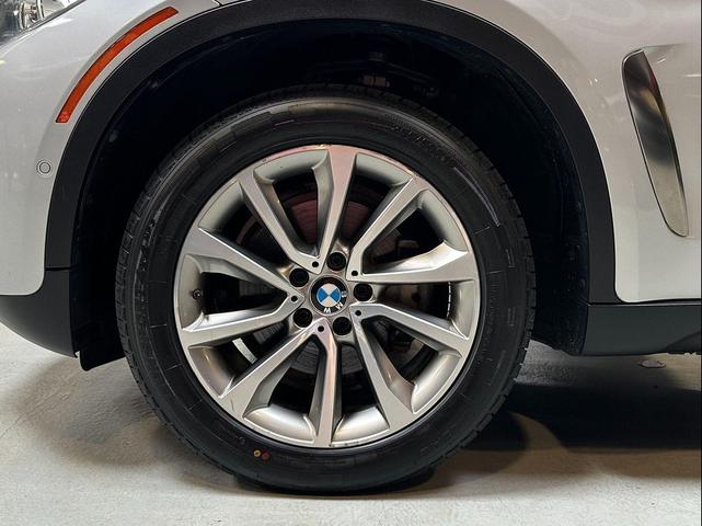 Photo of 2018 Glacier Silver Metallic BMW X6