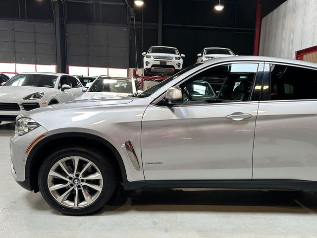 Photo of 2018 Glacier Silver Metallic BMW X6