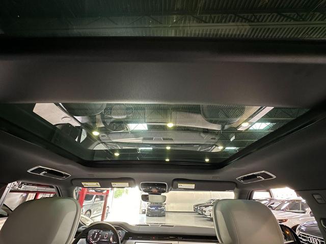 Photo of 2024 Santorini Black Metallic Land Rover Range Rover Sport