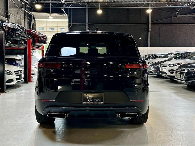 Photo of 2024 Santorini Black Metallic Land Rover Range Rover Sport