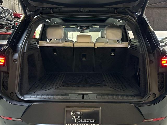 Photo of 2024 Santorini Black Metallic Land Rover Range Rover Sport