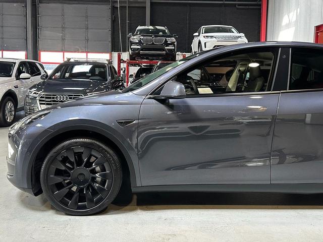 Photo of 2021  Tesla Model Y