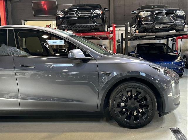 Photo of 2021  Tesla Model Y