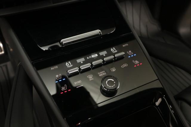 Photo of 2024 Chromite Black Metallic Porsche Cayenne