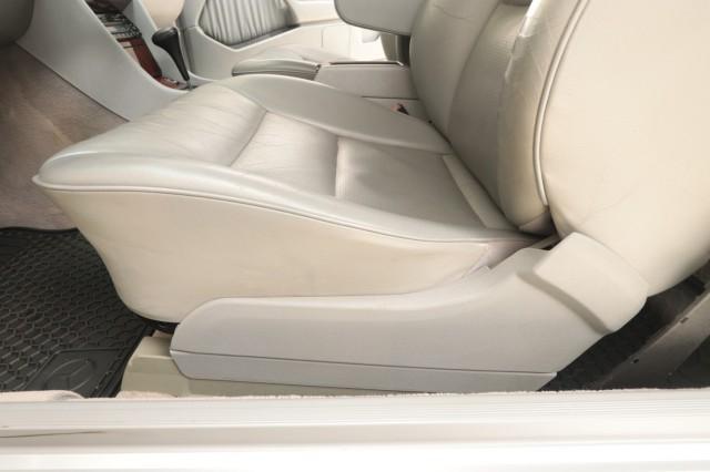 Photo of 1995 Polar White Mercedes-Benz E-Class