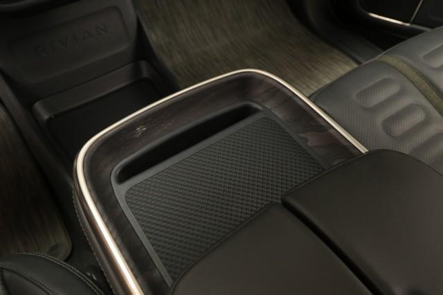 Photo of 2023 Midnight Rivian R1S