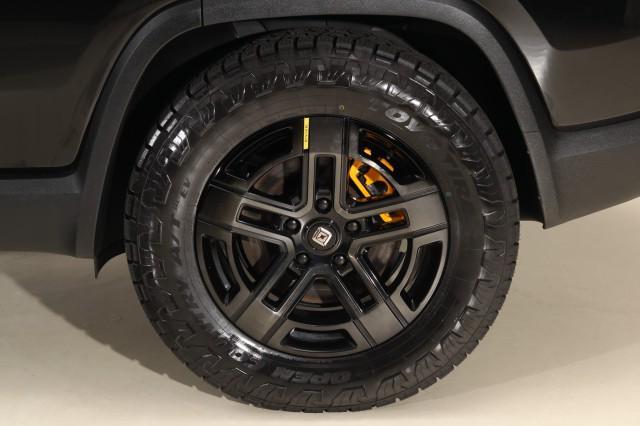 Photo of 2023 Midnight Rivian R1S
