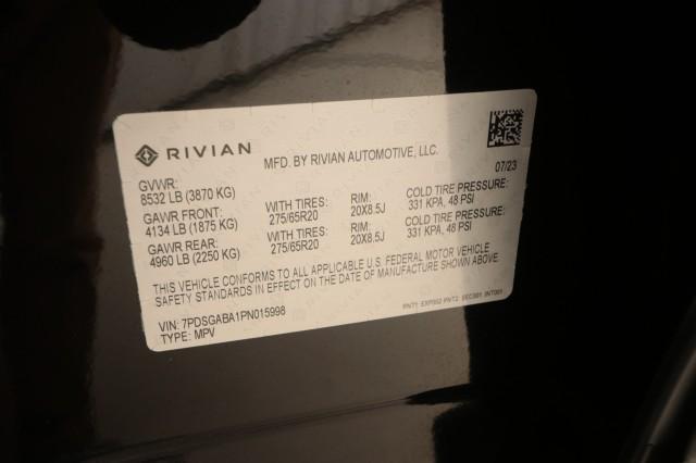 Photo of 2023 Midnight Rivian R1S