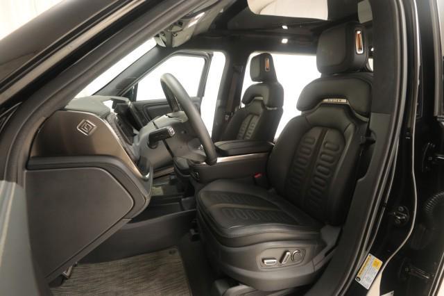 Photo of 2023 Midnight Rivian R1S