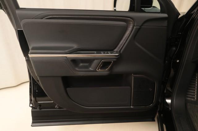 Photo of 2023 Midnight Rivian R1S