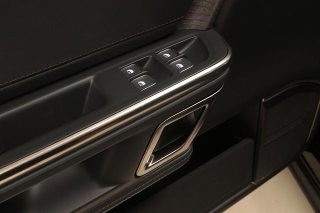 Photo of 2023 Midnight Rivian R1S