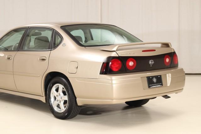 Photo of 2004 Sandstone Metallic Chevrolet Impala