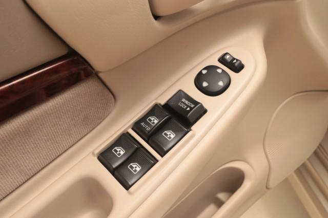 Photo of 2004 Sandstone Metallic Chevrolet Impala